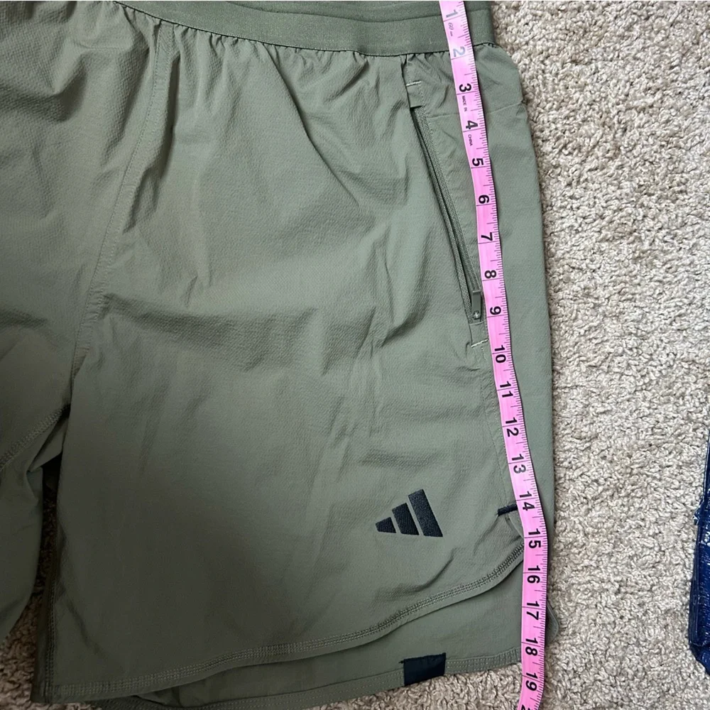 Adidas Men's Green Performance Shorts Size Large |B69
